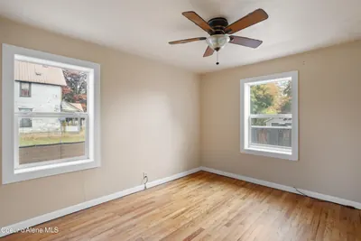 Property 26-10250 - Photo 25