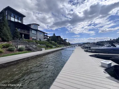 Property 26-8896 - Photo 108