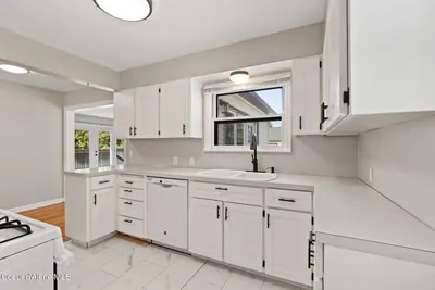 Property 26-10101 - Photo 11