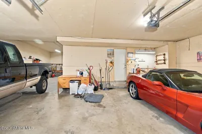 Property 26-10296 - Photo 39