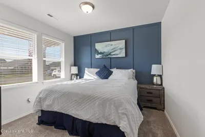 Property 26-10446 - Photo 23