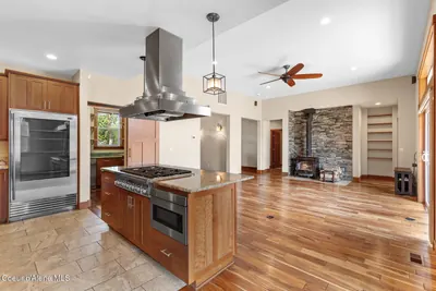 Property 26-7472 - Photo 12