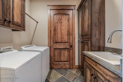Property 26-8040 - Photo 33