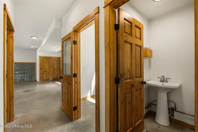 Property 26-8218 - Photo 53