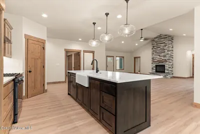 Property 26-9301 - Photo 21