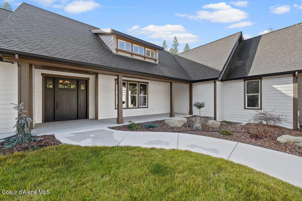 Property 26-10459 - Photo 1