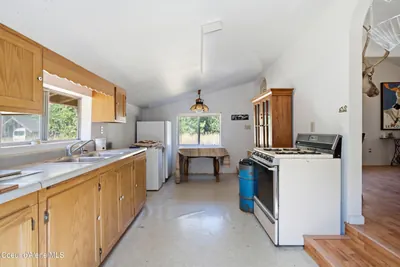 Property 26-9161 - Photo 93