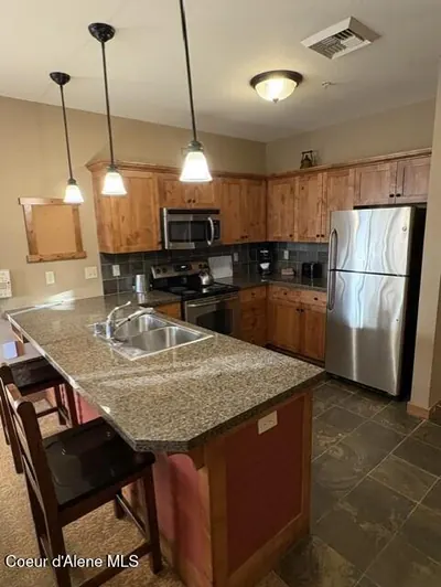 Property 26-10631 - Photo 6