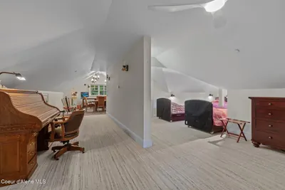 Property 26-9922 - Photo 33