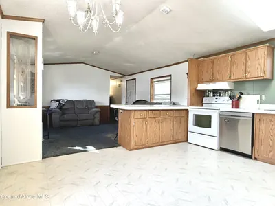 Property 26-10476 - Photo 7
