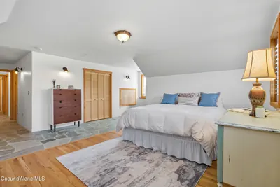 Property 26-6817 - Photo 41