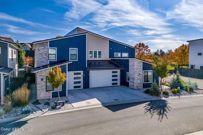 Property 26-10390 - Photo 53