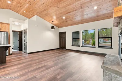 Property 26-9228 - Photo 10