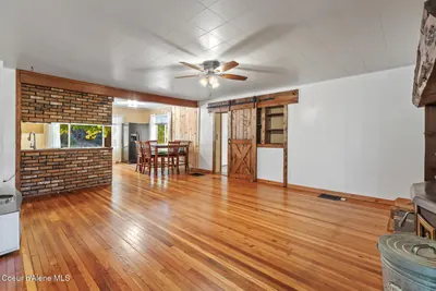 Property 26-10410 - Photo 9