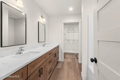 Property 26-9888 - Photo 9