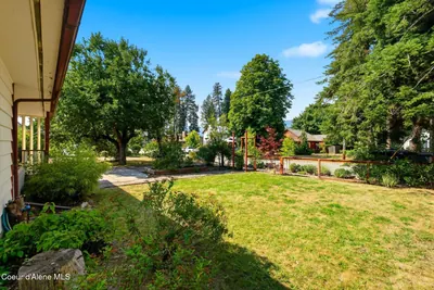 Property 26-8606 - Photo 38