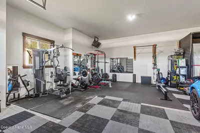 Property 26-10090 - Photo 59
