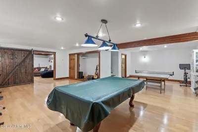 Property 26-10004 - Photo 32