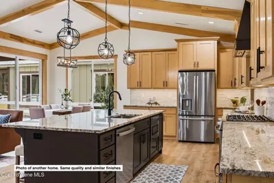 Property 26-9308 - Photo 3