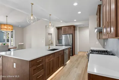 Property 26-9930 - Photo 18