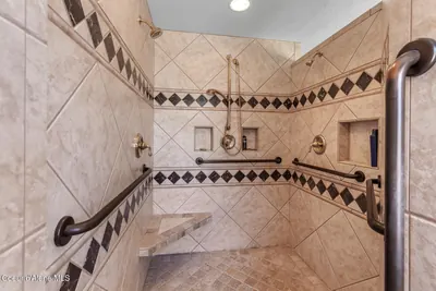 Property 26-9326 - Photo 31