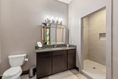 Property 26-10090 - Photo 55