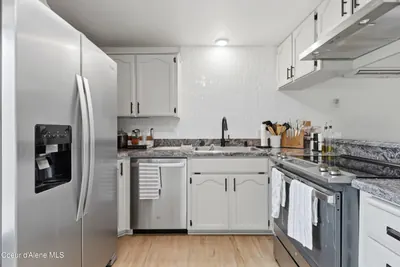 Property 26-7633 - Photo 52