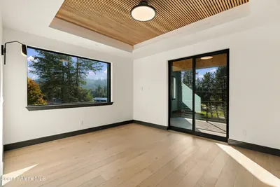 Property 26-10332 - Photo 25