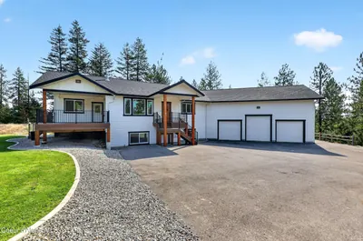 Property 26-8489 - Photo 2