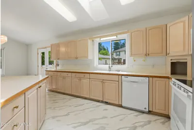 Property 26-9078 - Photo 18