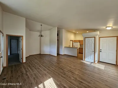 Property 26-10043 - Photo 8