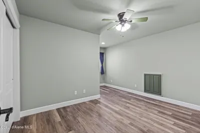 Property 26-9605 - Photo 29