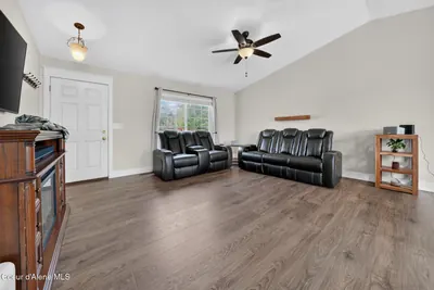 Property 26-7447 - Photo 5