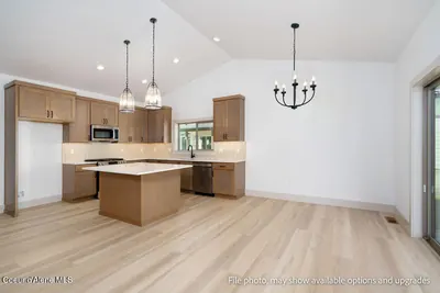 Property 26-3233 - Photo 7