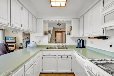 Property 26-1569 - Photo 18