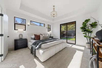 Property 26-10413 - Photo 26