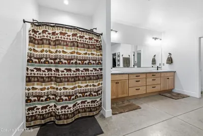 Property 26-8352 - Photo 16