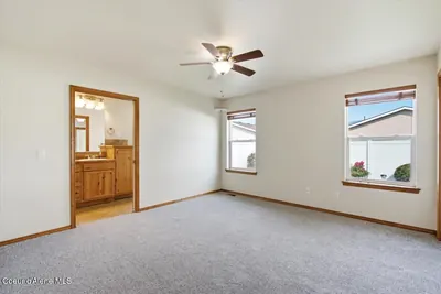 Property 26-8988 - Photo 18