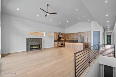 Property 26-9179 - Photo 5