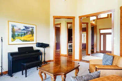 Property 25-9251 - Photo 20