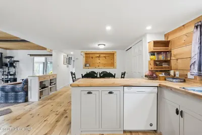 Property 26-8502 - Photo 12