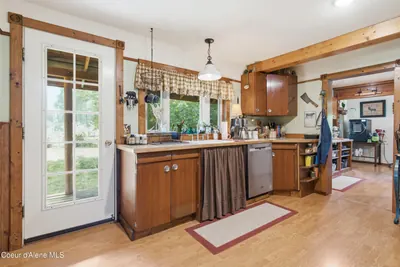 Property 26-8200 - Photo 37