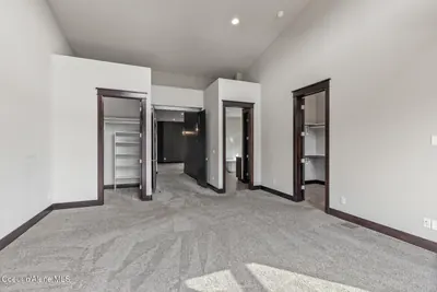 Property 26-9634 - Photo 15