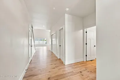 Property 26-10516 - Photo 6