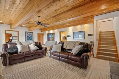 Property 26-10481 - Photo 37