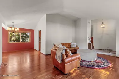 Property 26-10095 - Photo 8