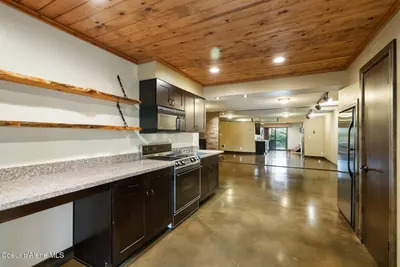Property 26-8449 - Photo 29