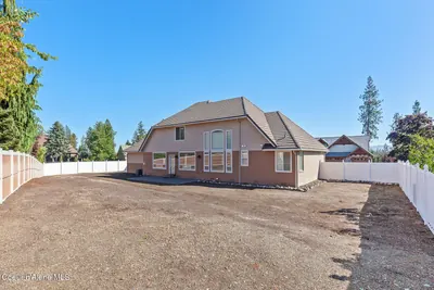Property 26-9605 - Photo 36