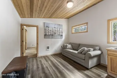 Property 26-7911 - Photo 37