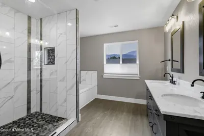 Property 26-8411 - Photo 26